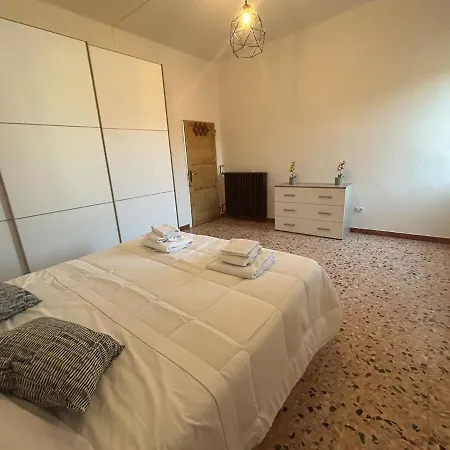 Apartment 3 Bedrooms Apartment-autodromo-centro Storico