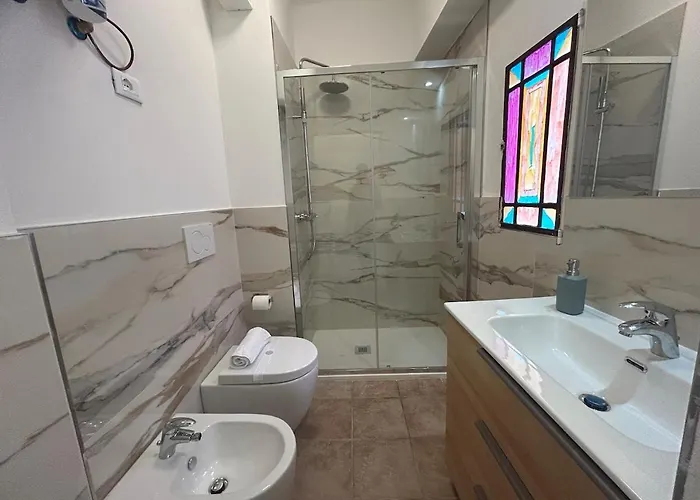 3 Bedrooms Apartment-autodromo-centro Storico